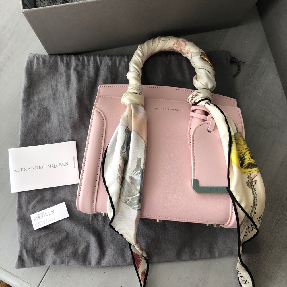NWT Alexander McQueen Mini Heroine 21